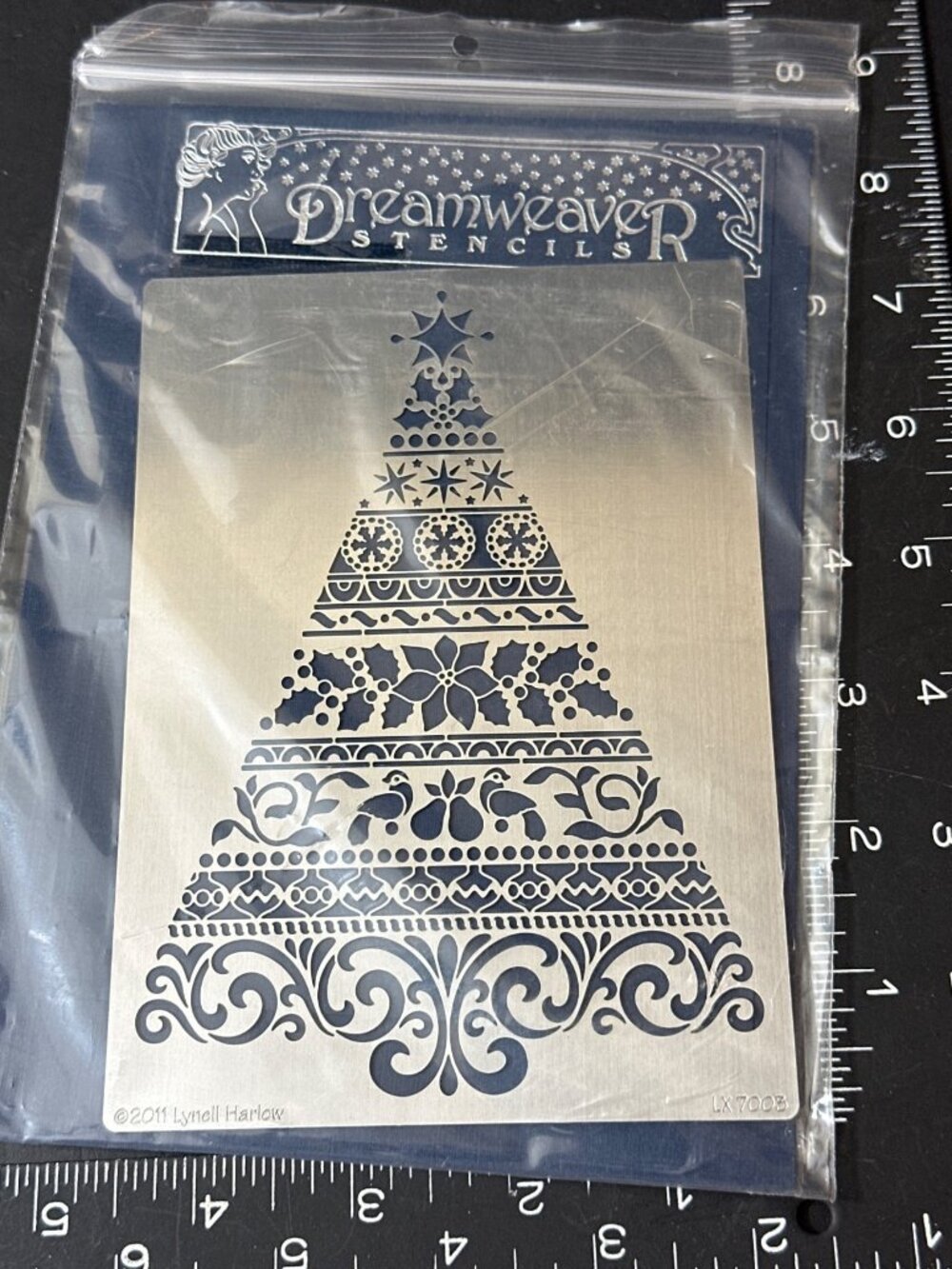 Dreamweaver Stencil Lynell Harlow, Christmas Tree LX7003